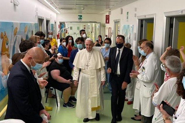 Óbolo de São Pedro: contribuição para as obras de caridade do Papa